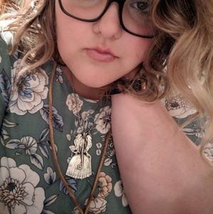 Floral tunic. (with pockets!!)